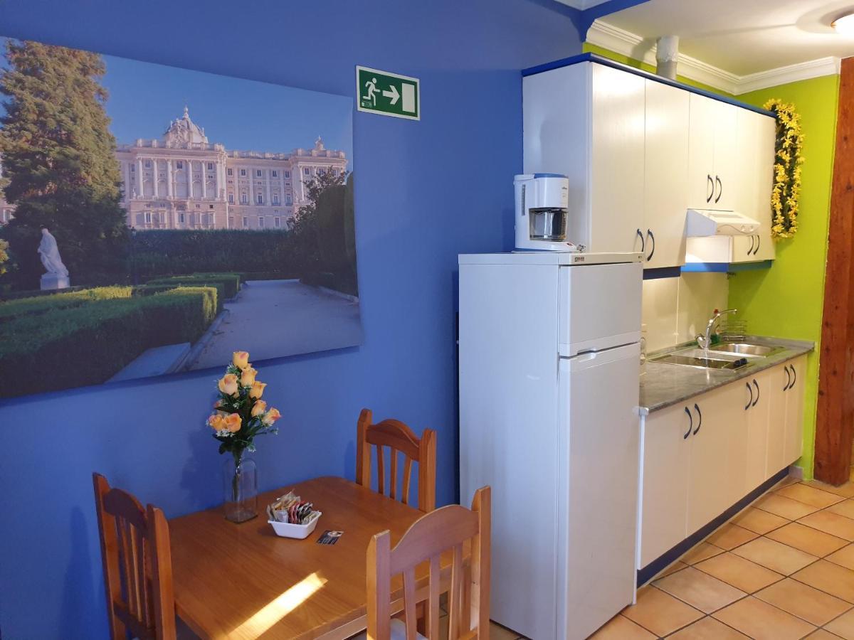 Apartamentos Dana Sol Madrid Exterior foto